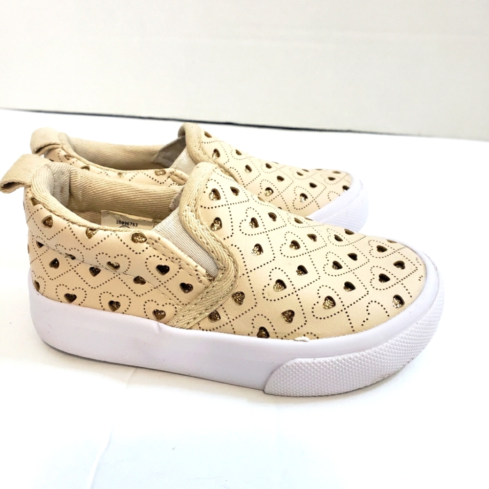 Wonder Nation Tan Slip-On Sneakers with Elastic Panel 6